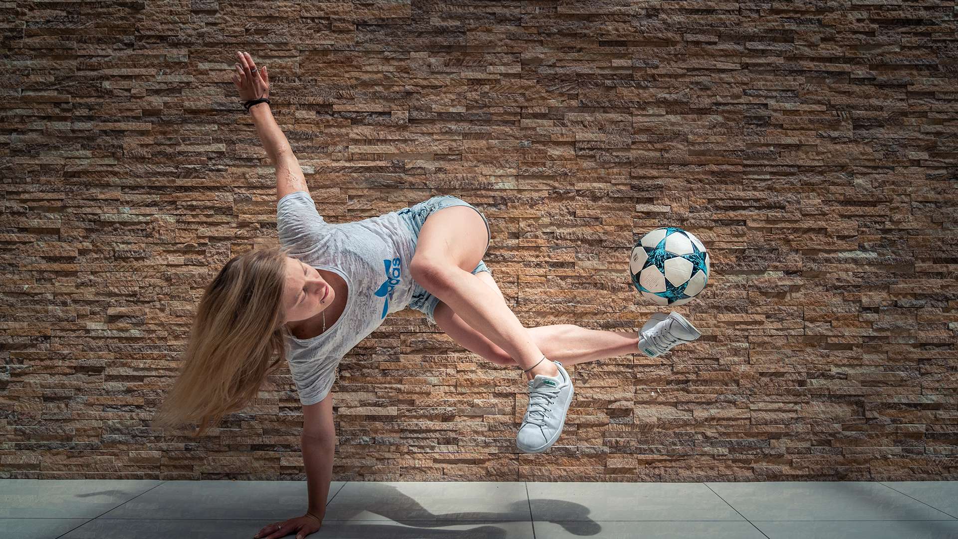 的阵阵掌声 的阵阵掌声